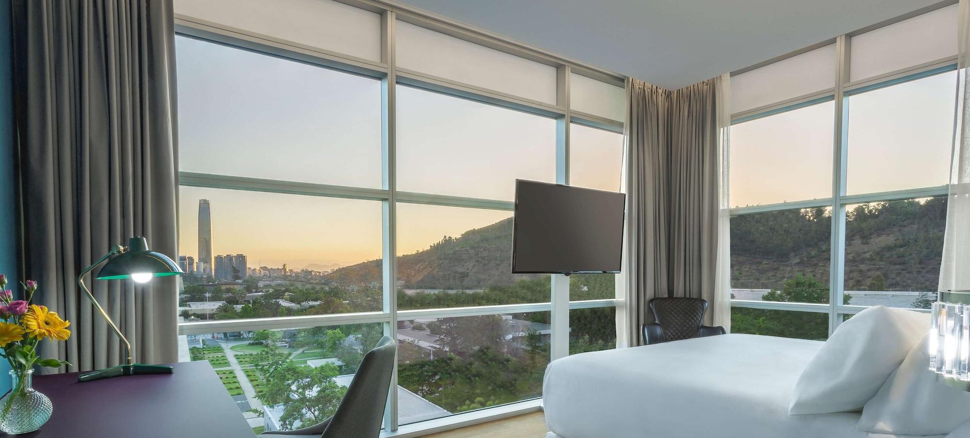 Nh Collection Santiago Casacostanera Hotell Eksteriør bilde